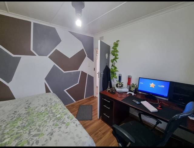 3 BEDROOM HOUSE FOR SALE IN DOONSIDE